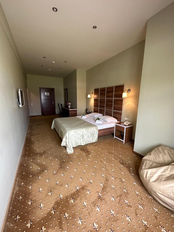 Riga Unimars Hotel Extérieur photo