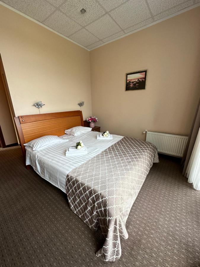 Riga Unimars Hotel Extérieur photo
