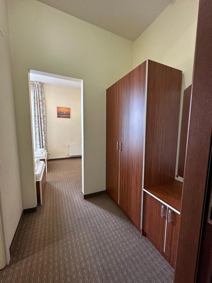 Riga Unimars Hotel Extérieur photo