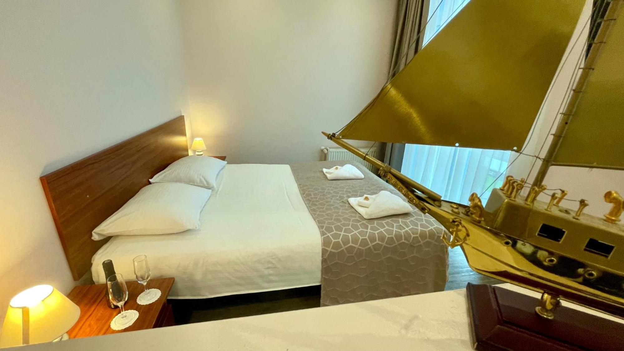 Riga Unimars Hotel Extérieur photo